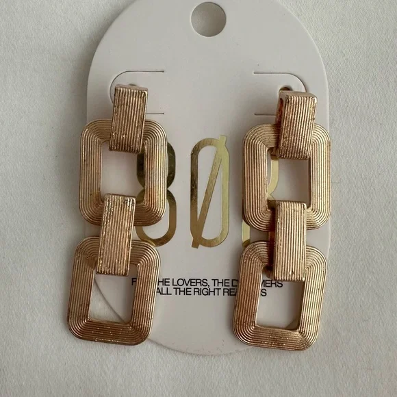 WORN ONCE, Gold Geometric Drop Earrings - Picture 4 of 4